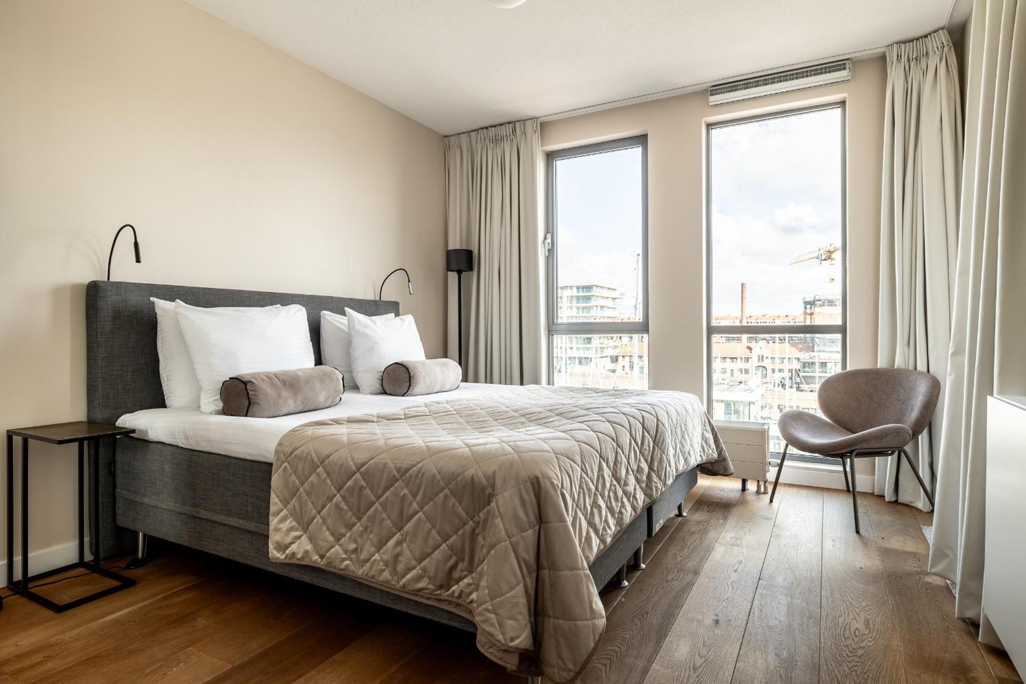 Bizstay Harbour I Scheveningen Apartments L'Aia Esterno foto
