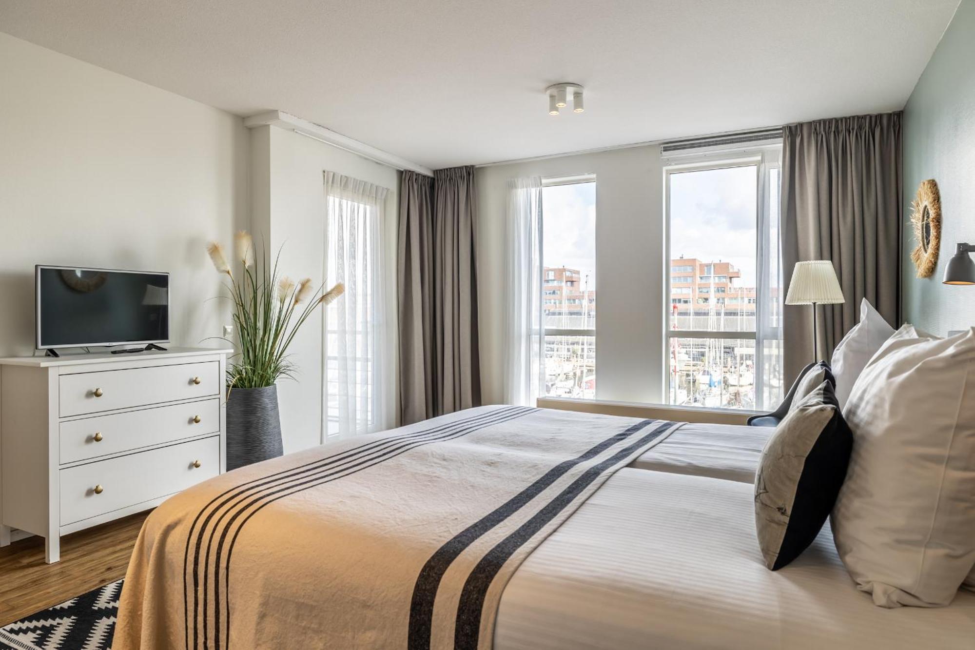 Bizstay Harbour I Scheveningen Apartments L'Aia Esterno foto
