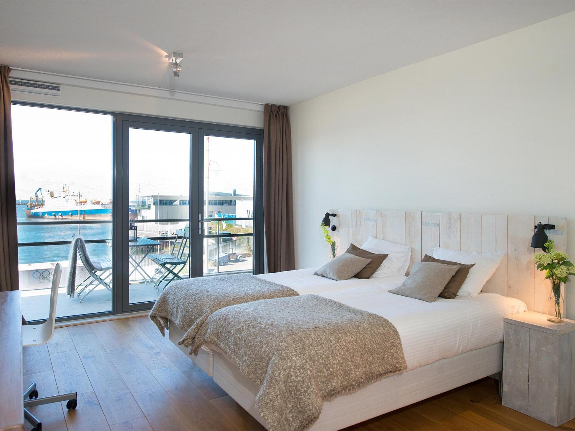 Bizstay Harbour I Scheveningen Apartments L'Aia Esterno foto